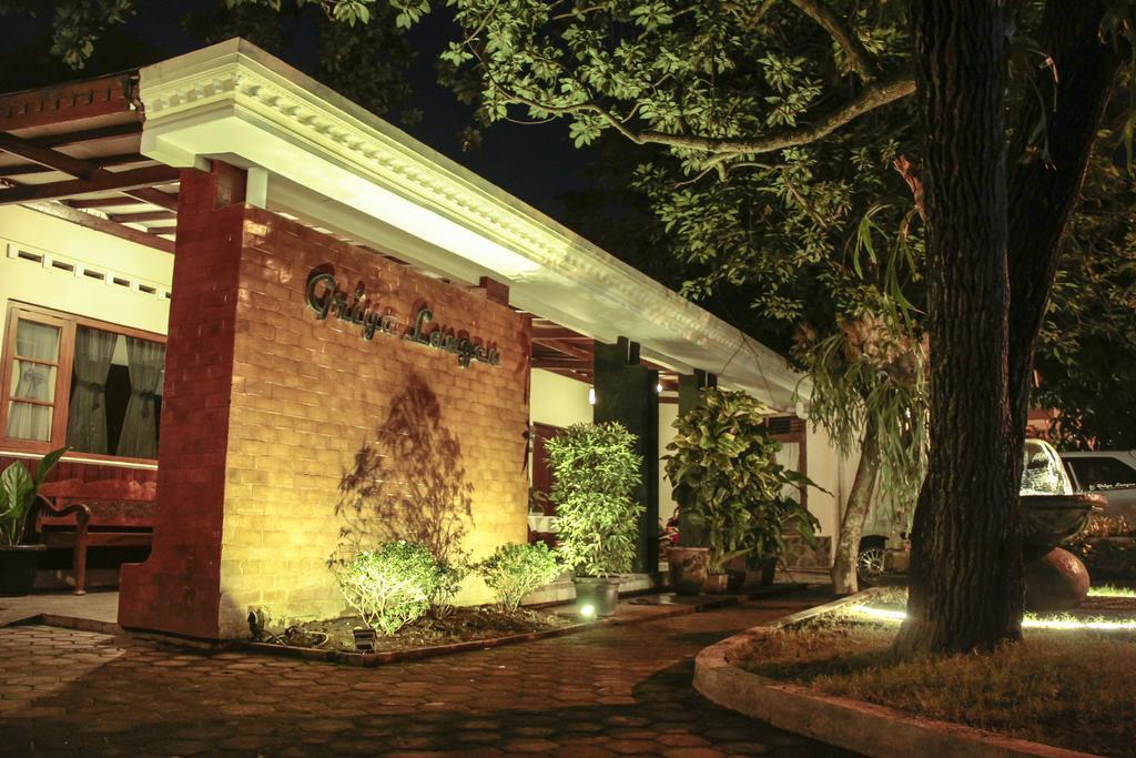 Griya Langen Guesthouse Yogyakarta Exterior photo