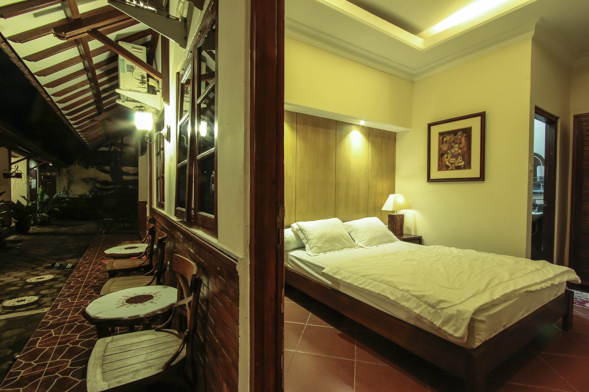 Griya Langen Guesthouse Yogyakarta Exterior photo
