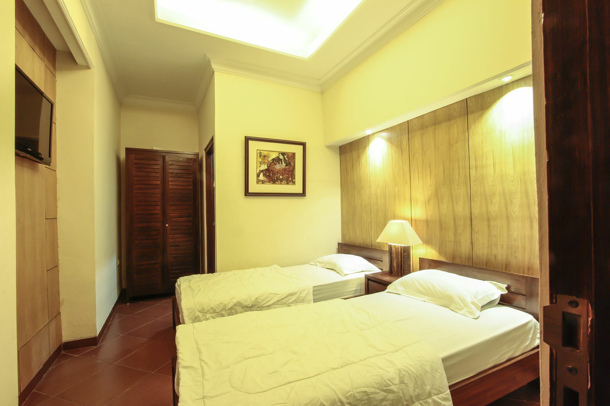 Griya Langen Guesthouse Yogyakarta Exterior photo