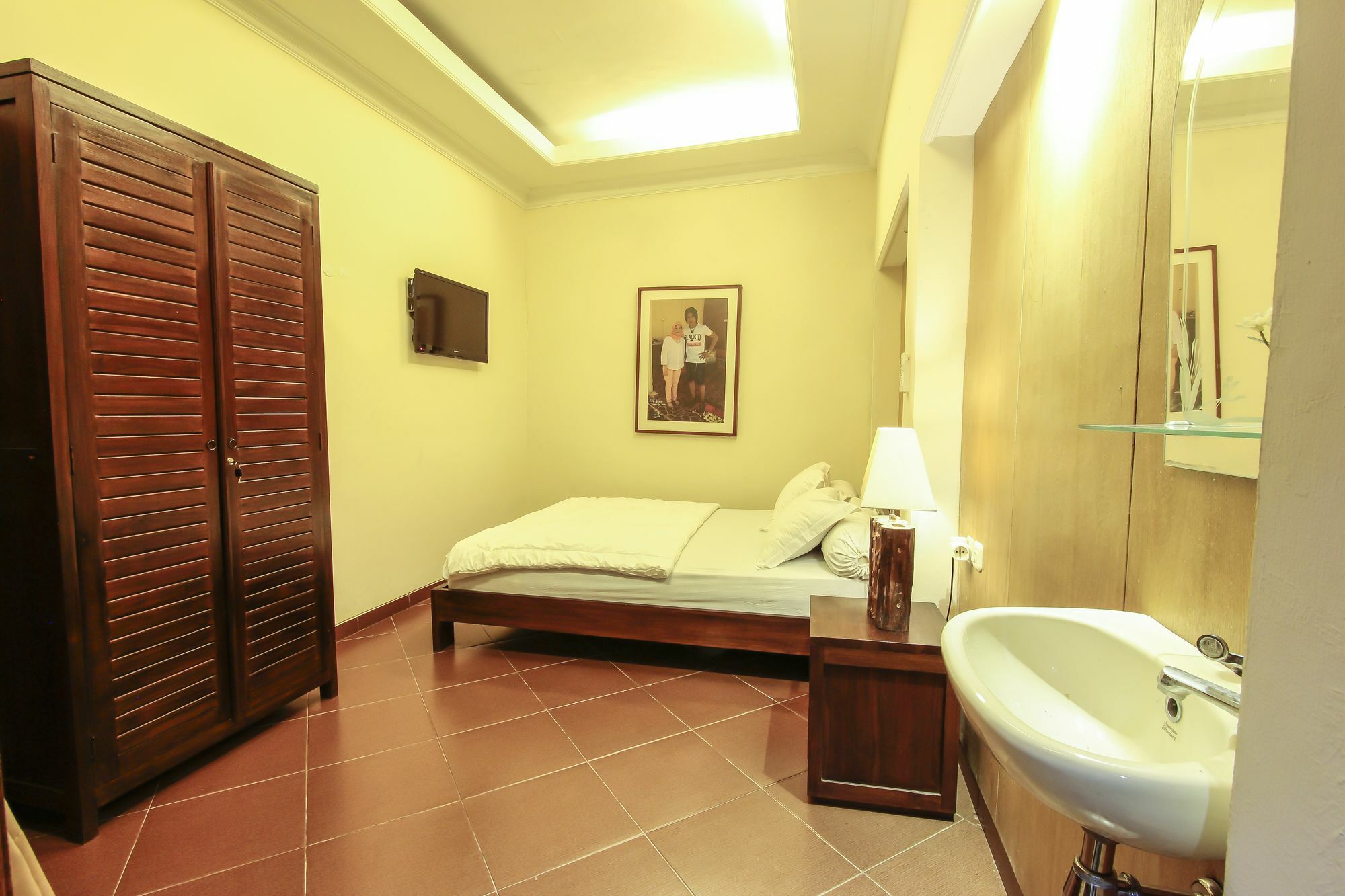 Griya Langen Guesthouse Yogyakarta Exterior photo